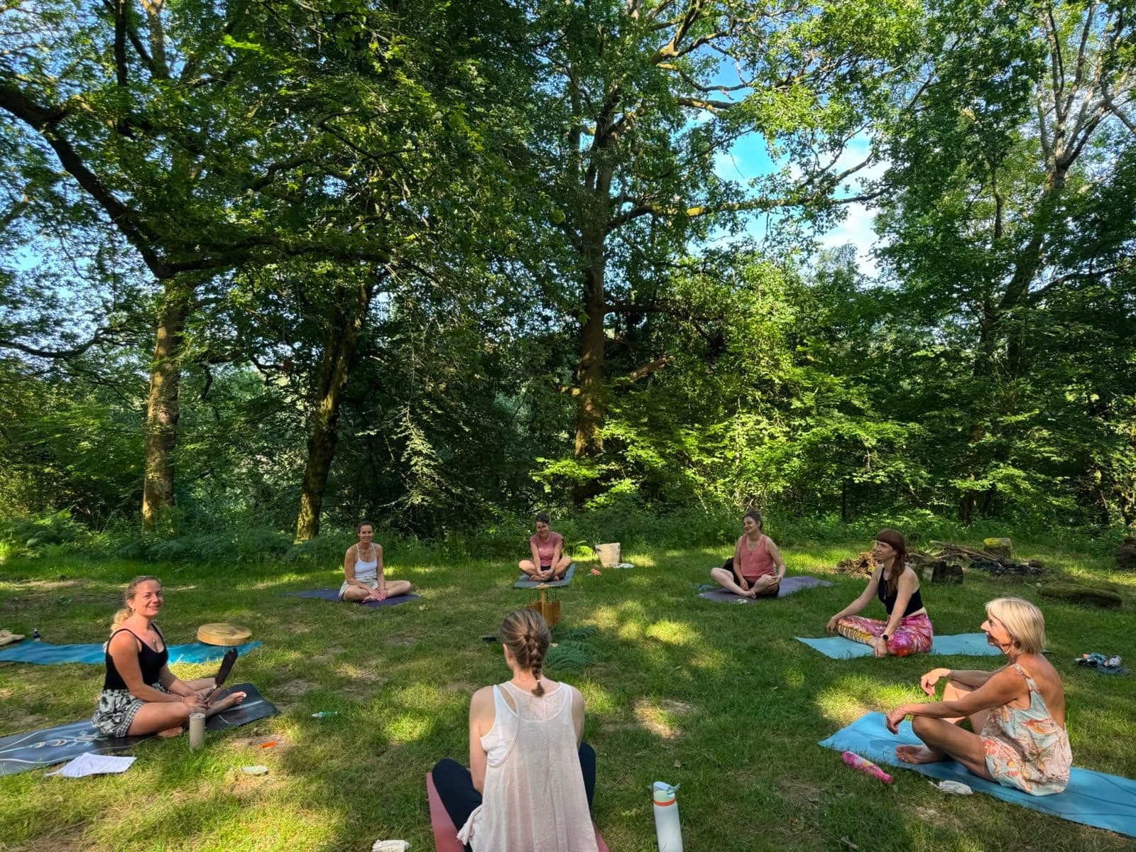 A quiet gathering beneath the trees